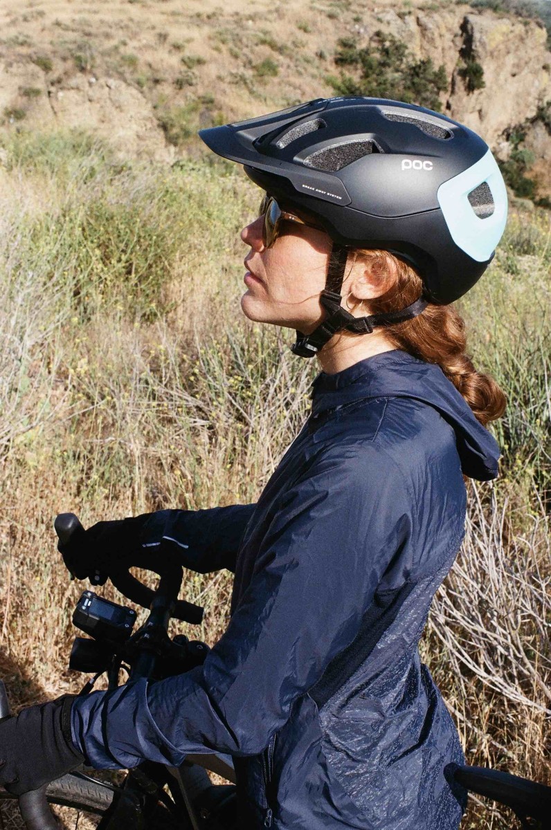 POC Sports bike helmet axion spin