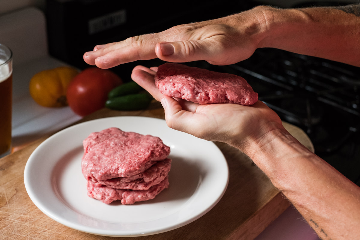 How to Perfect the American Classic Cheeseburger