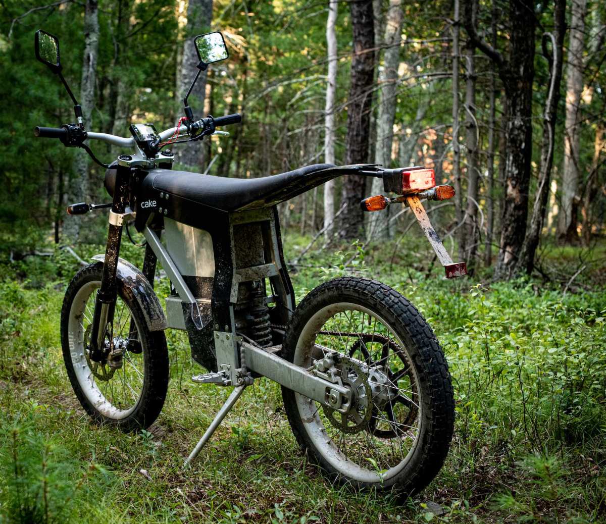 First Ride (Exclusive) Cake's New Kalk INK Electric Dirt Bike LaptrinhX / News