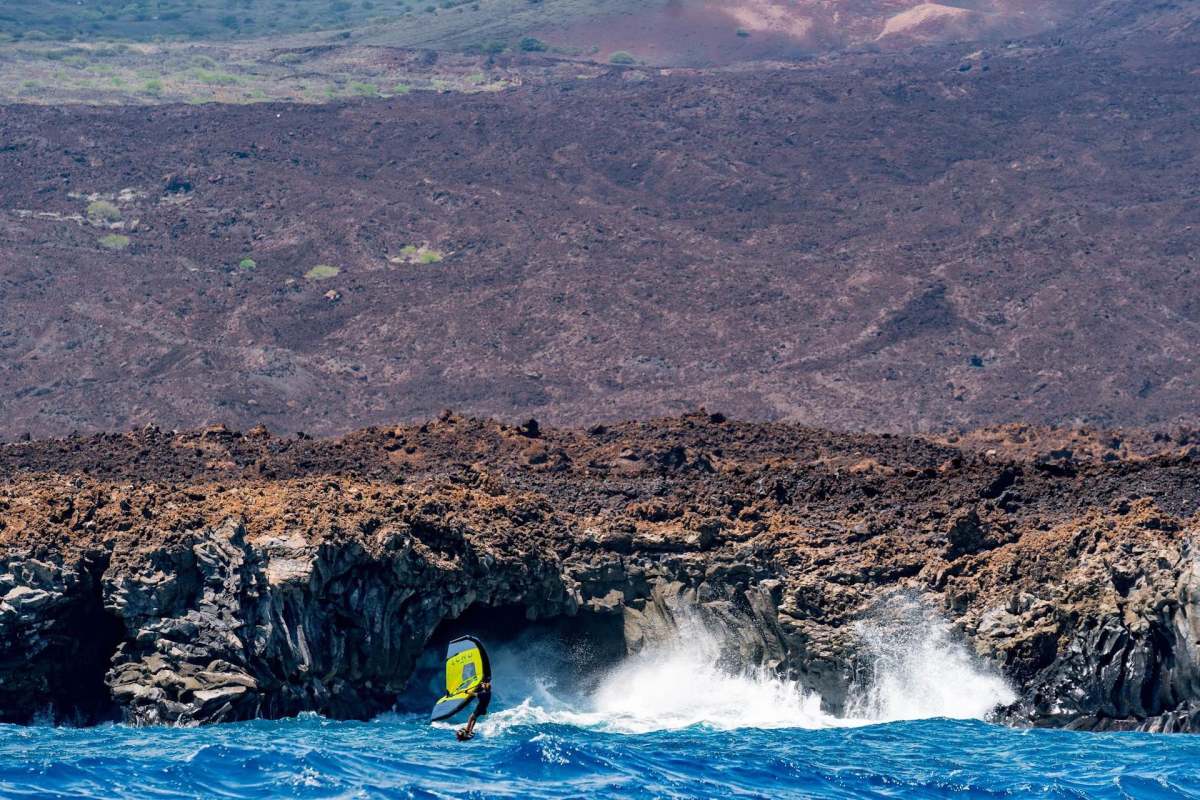 Bobo Gallagher Hawaii to Maui Crossing