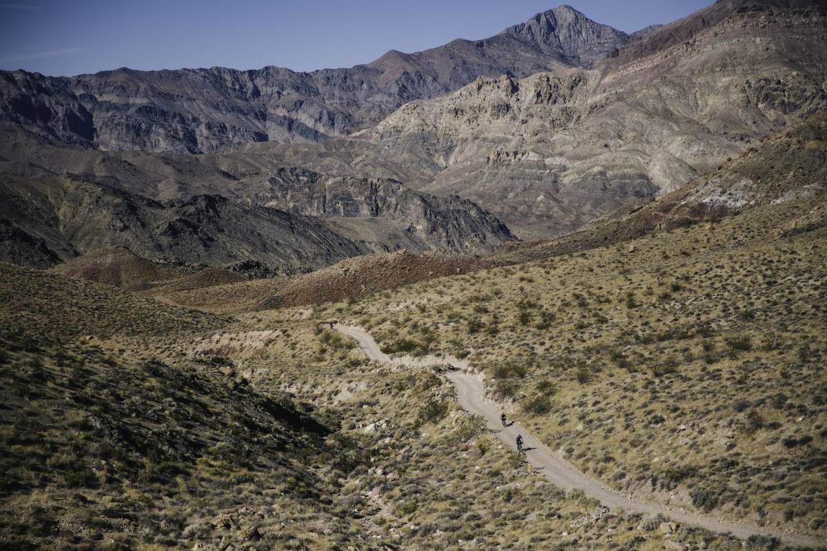 e mountain bike expedition across death valley