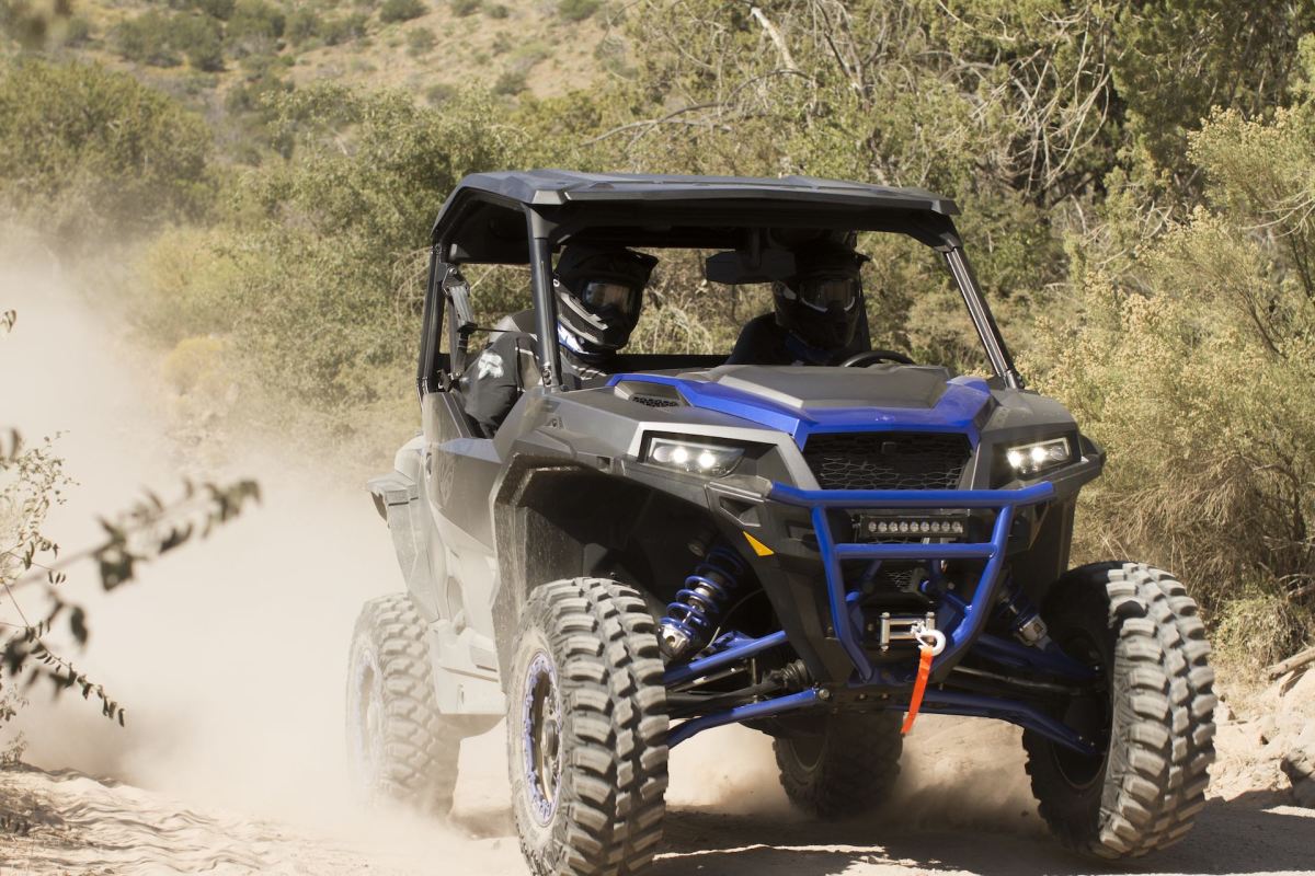 UTV Polaris riding