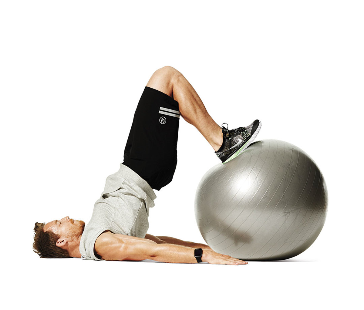 Swiss ball hamstring curl
