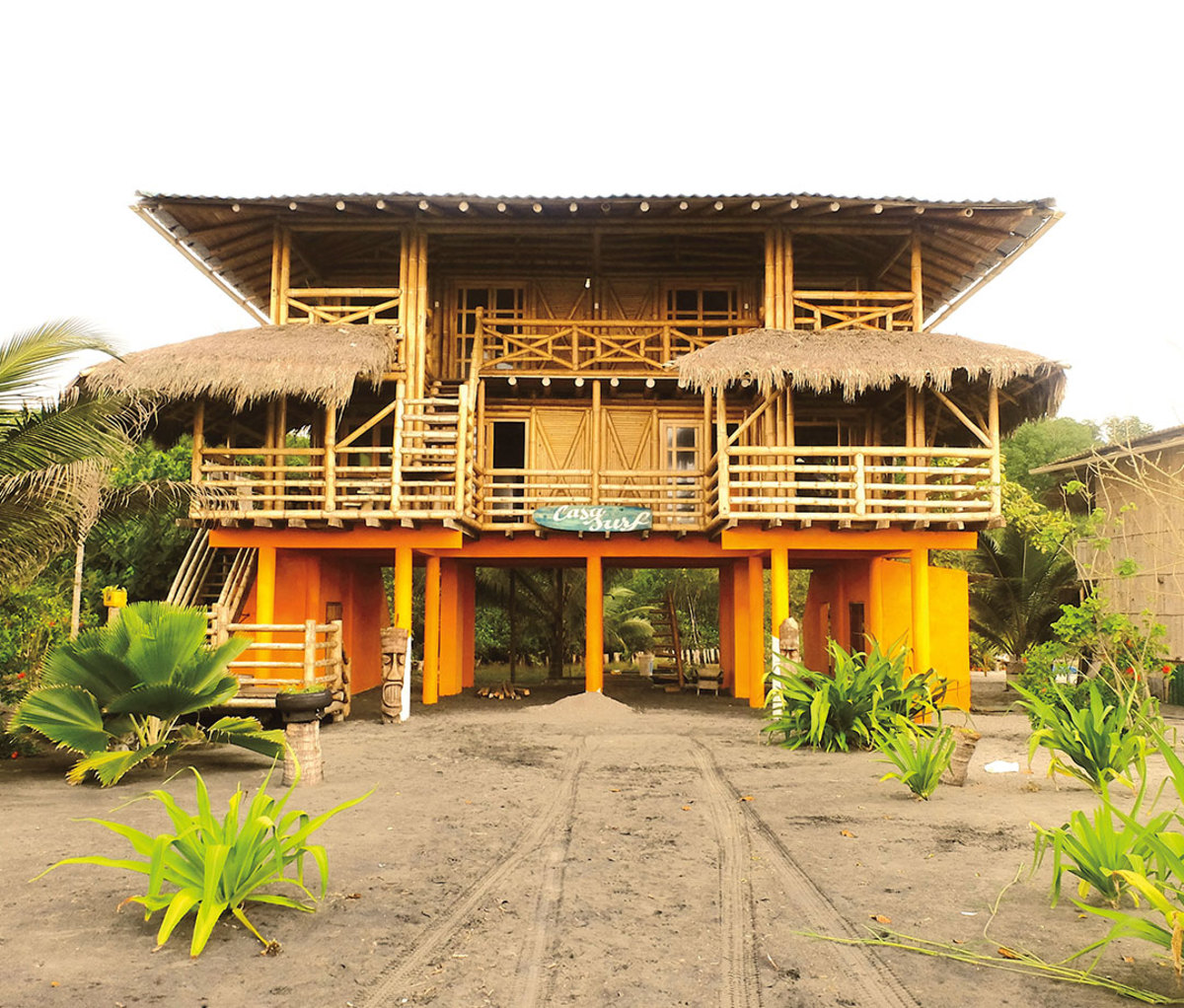 Casa Surf exterior