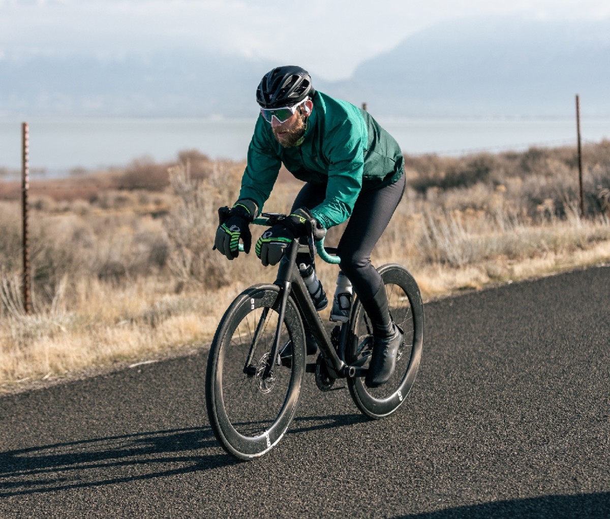 āIron Cowboyā James Lawrence biking on road