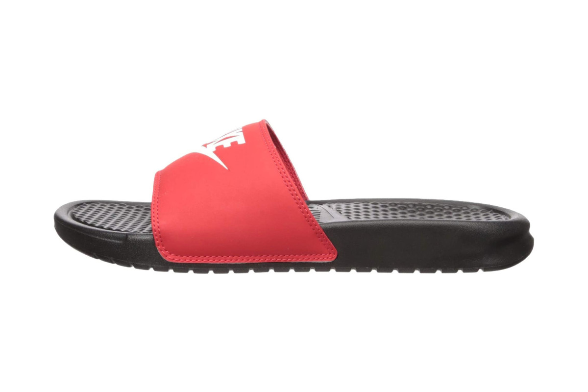 nike benassi slides 2021