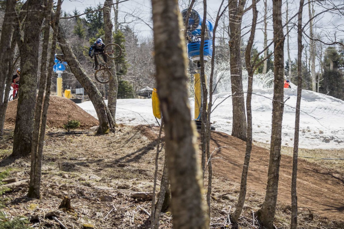 Mountain bike snowboard Red Bull Last Chair First Run Snowshoe, West Virginia3