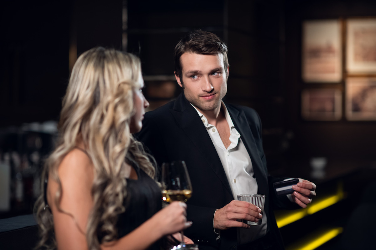 dating at the club