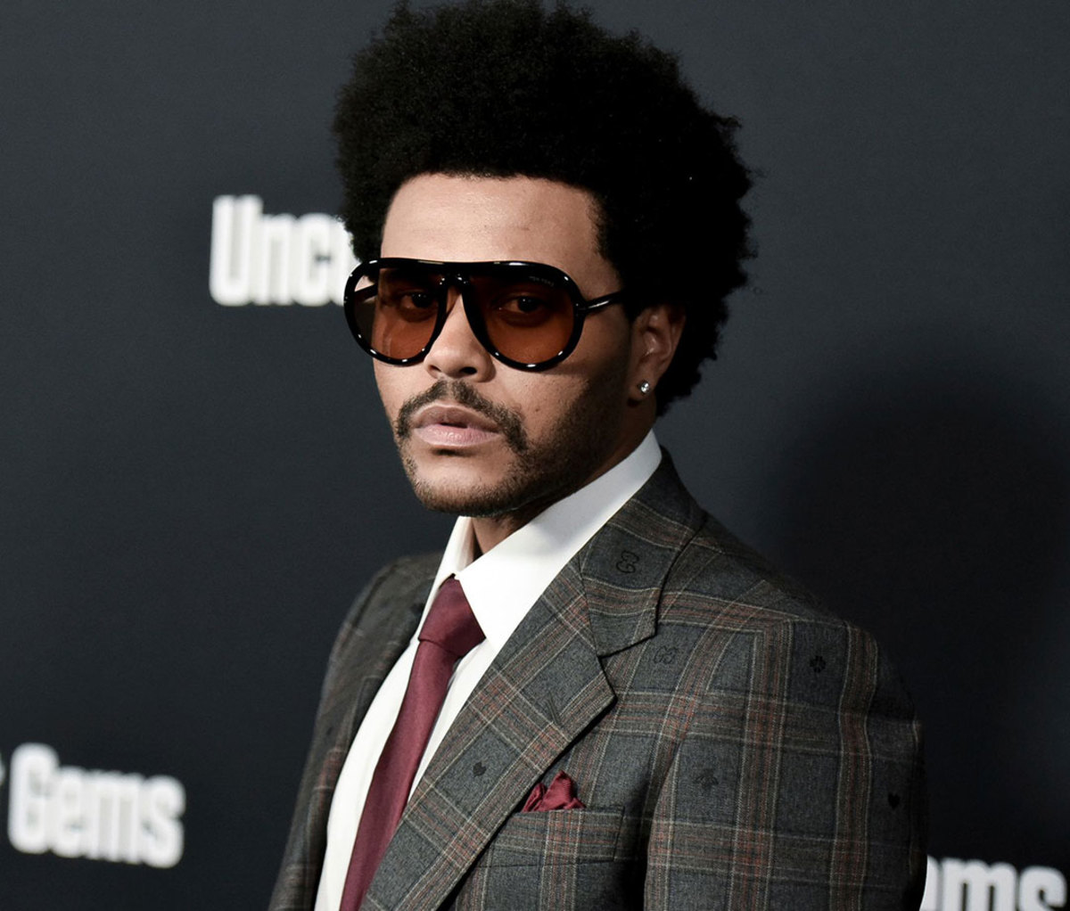 The Weeknd attends the LA premiere of "Uncut Gems" in Los Angeles