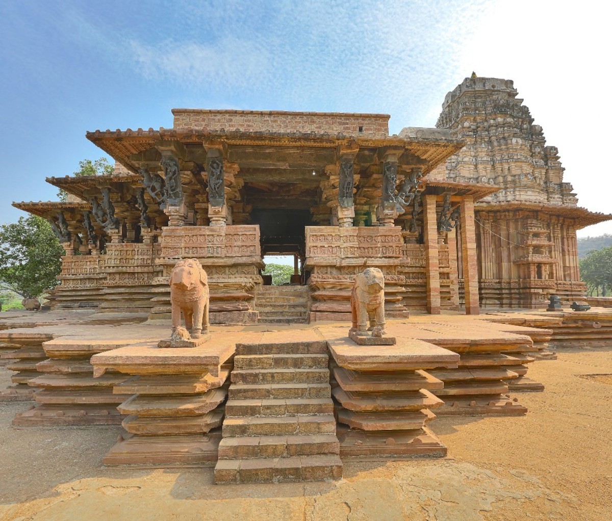 An image of an entrance in the Kakatiya Rudreshwara Temple in India.
