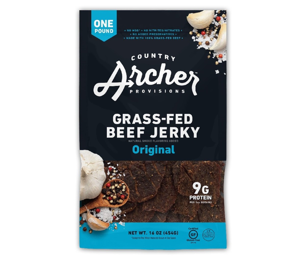 Een zak Country Archer Grass-Fed Beef Jerky.