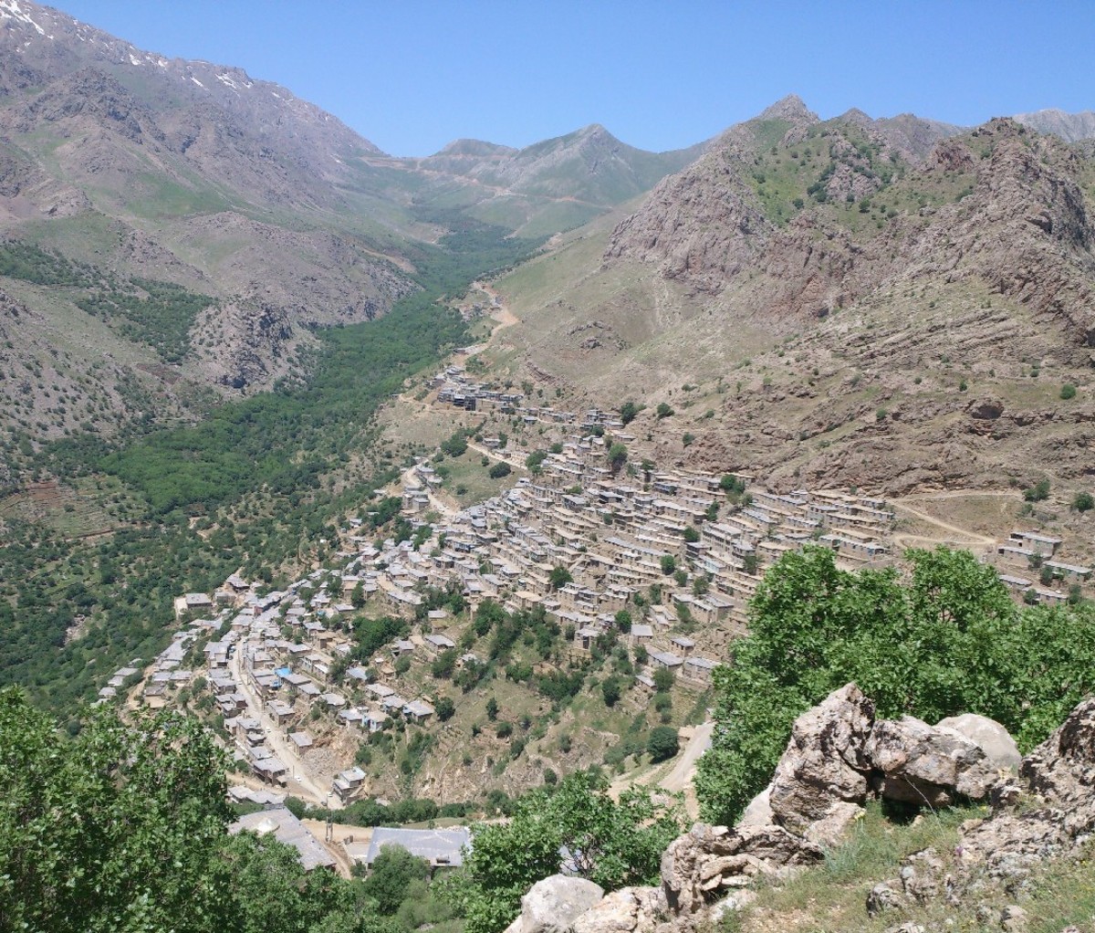 A Hawrami vertical settlement built in the mountains of Iran.
