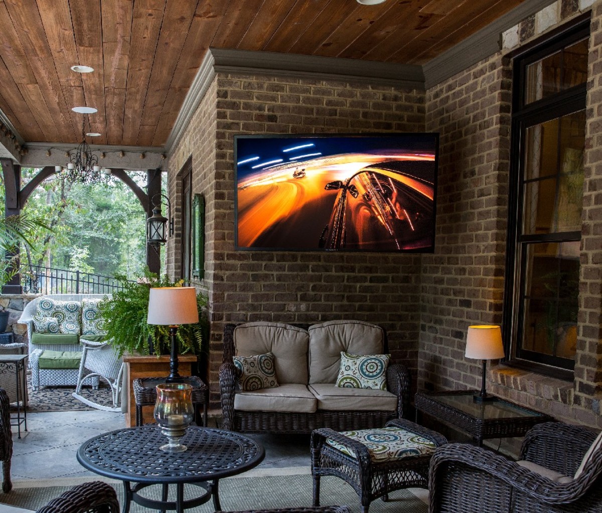 SunbriteTV, Veranda Outdoor LED HDR TV