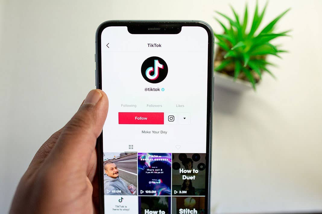 10 Best Sites to Buy TikTok Followers (Real & Instant Delivery)