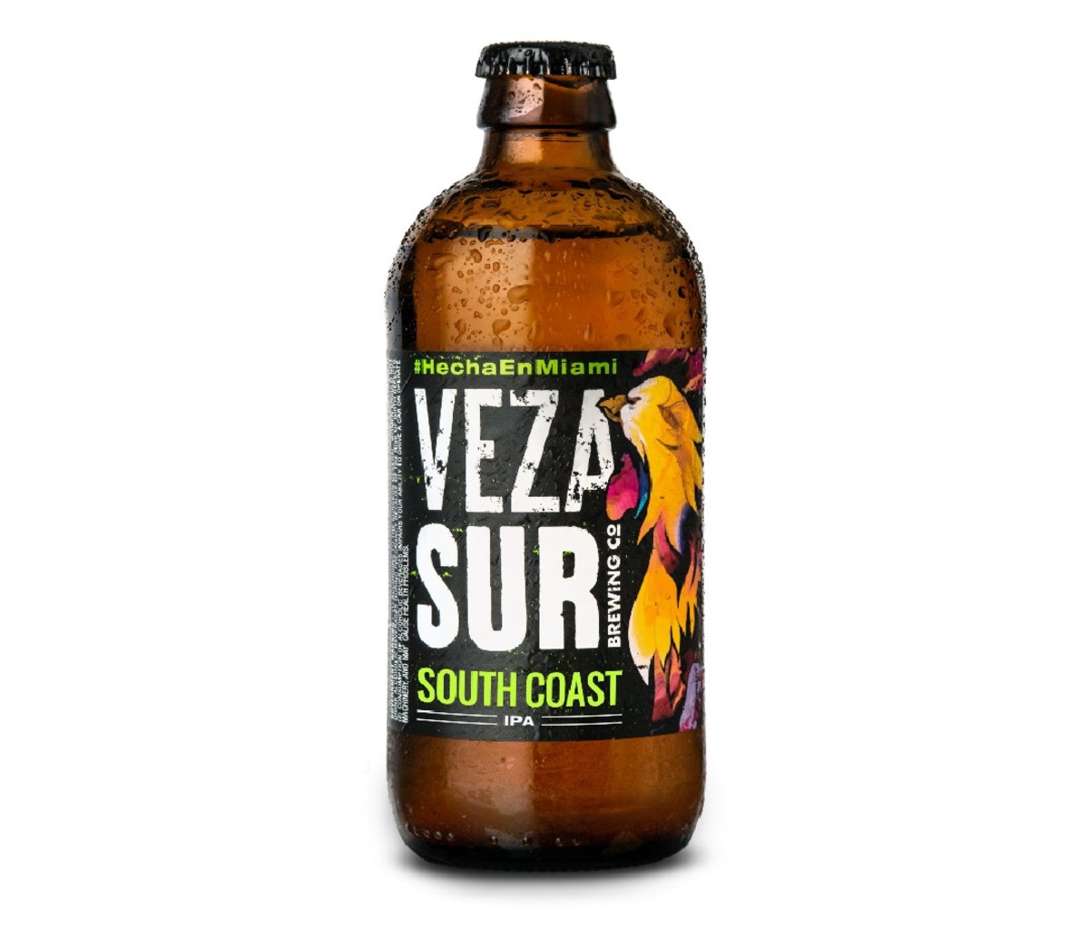 A bottle of Veza Sur Brewing South Coast IPA.