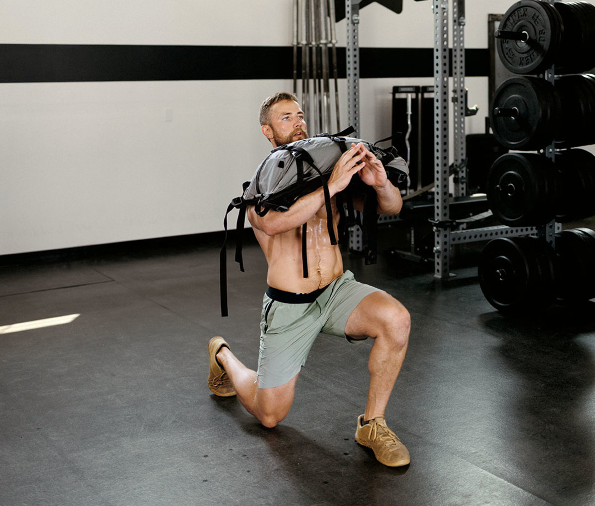 Front Rack Forward Lunge