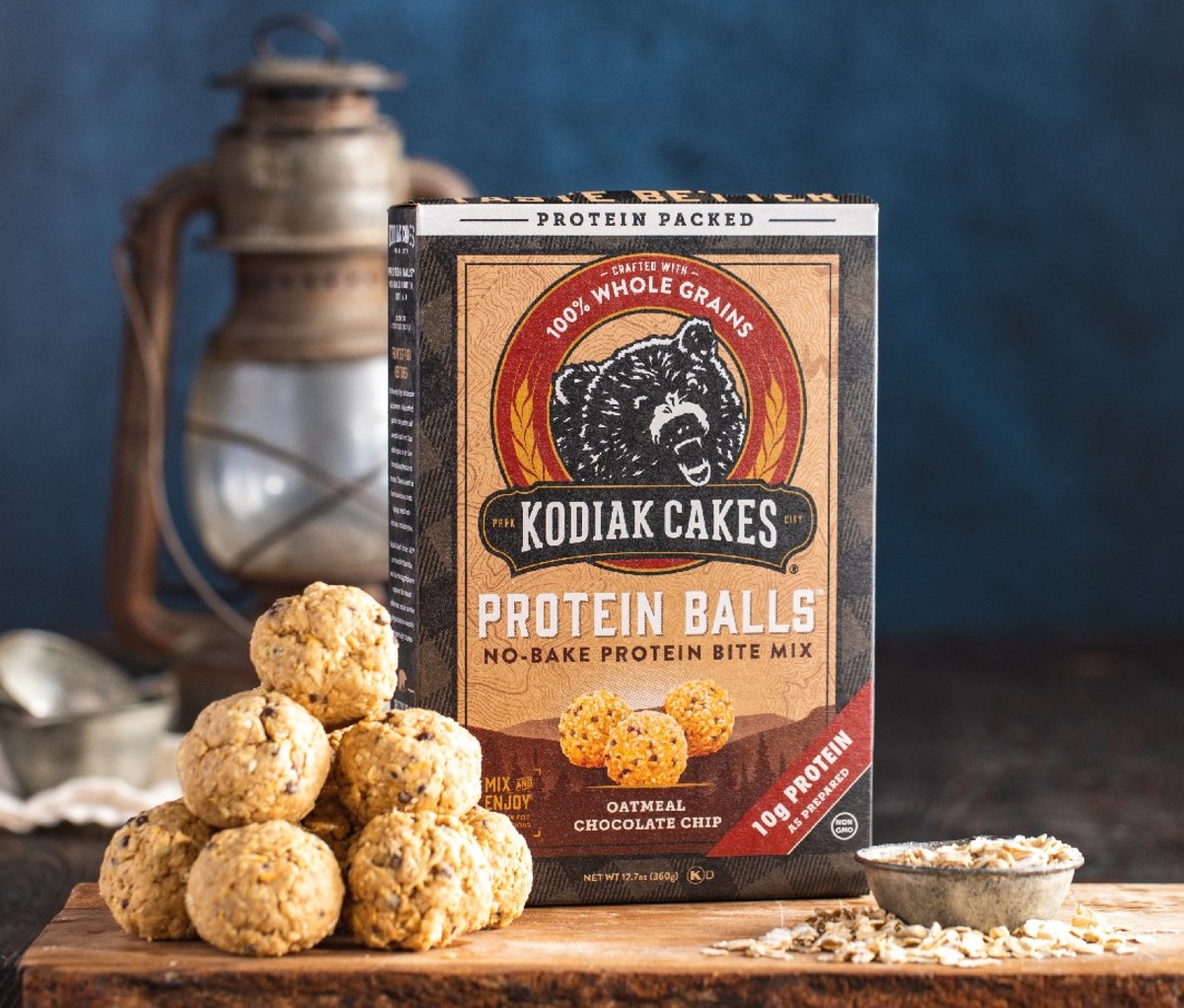 Kodiak Cakes Oatmeal Chocolate Chip Protein Balls