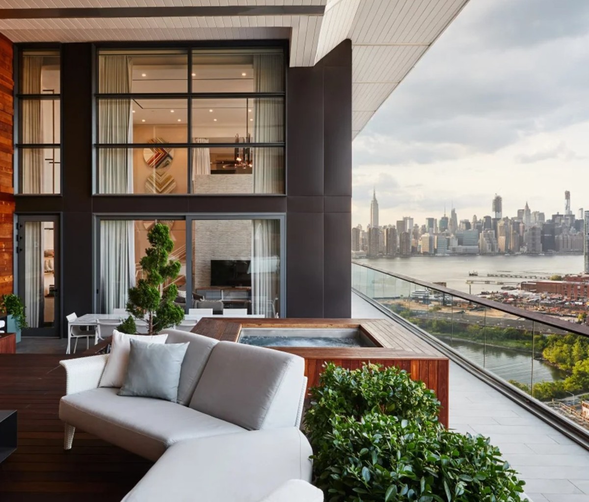 Best Hotels in New York City for Every Budget | Men’s Journal