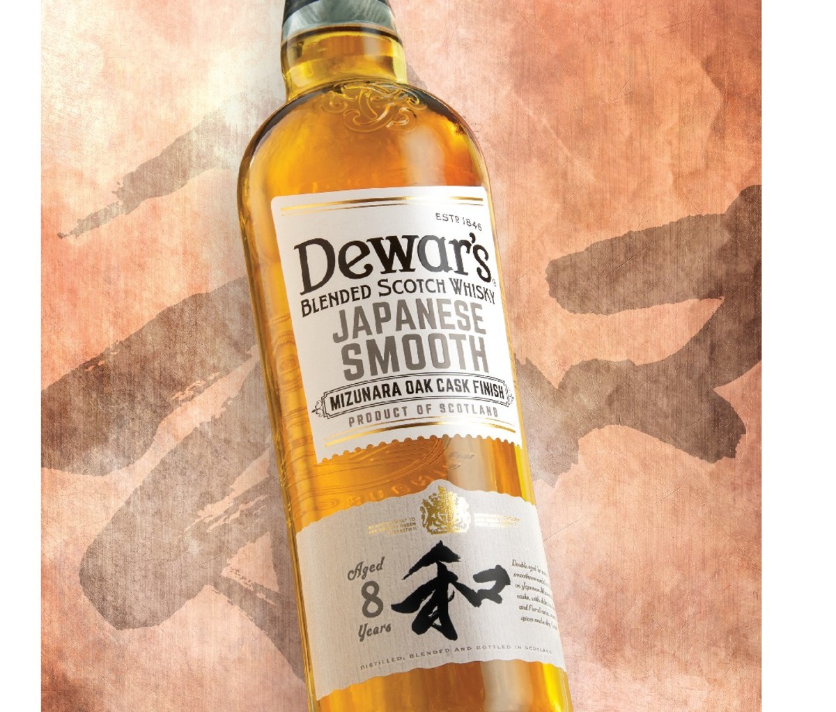 Bottle of Dewar's Japanese Smooth Scotch whisky
