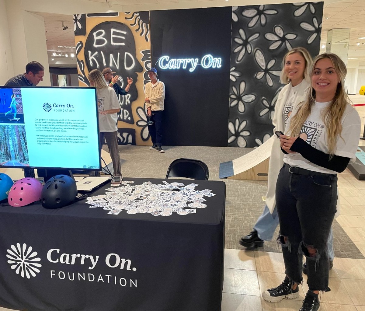 Thread Wallets Creates Non-Profit Carry On Foundation