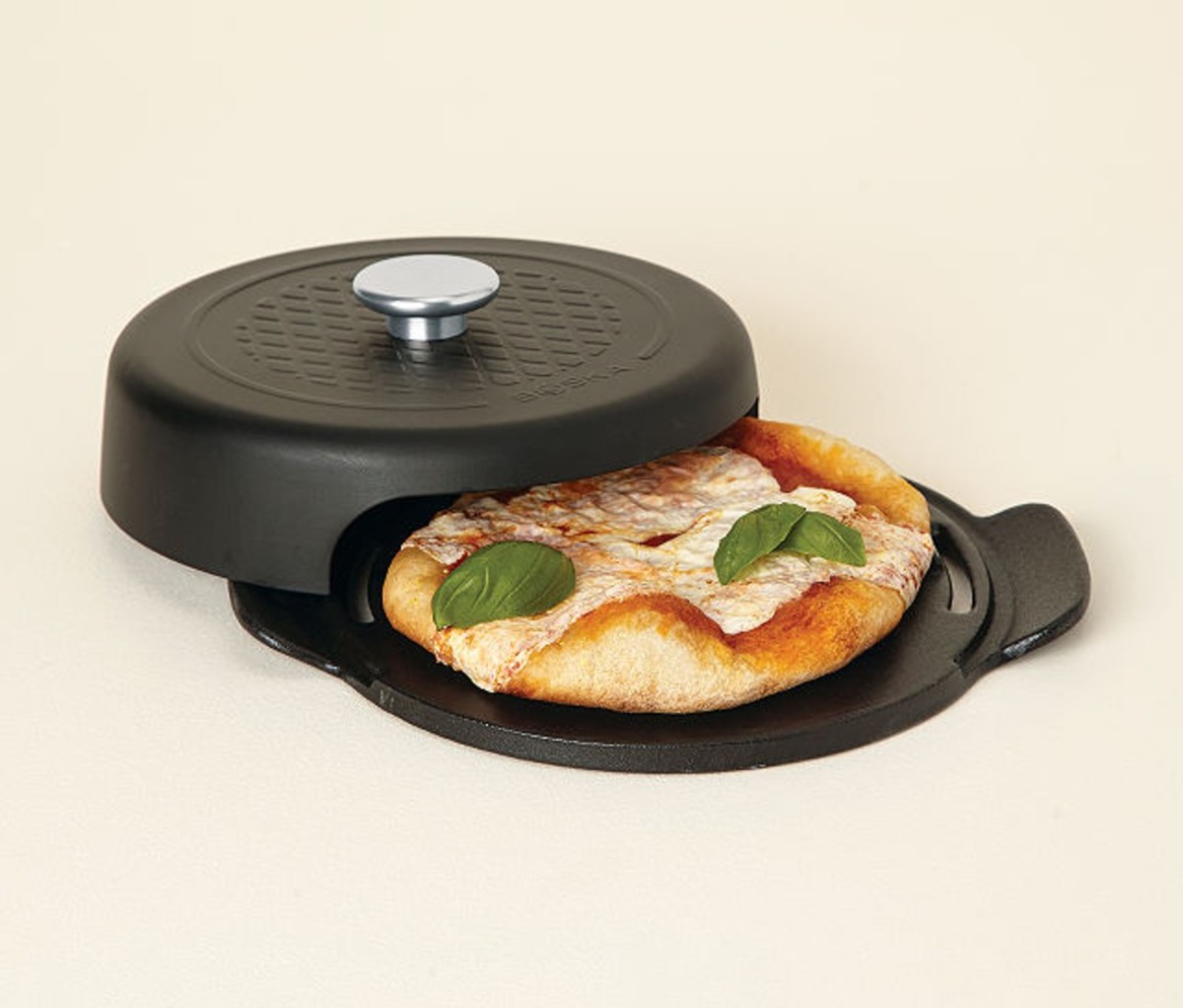 Grilled Personal Pizza Maker
