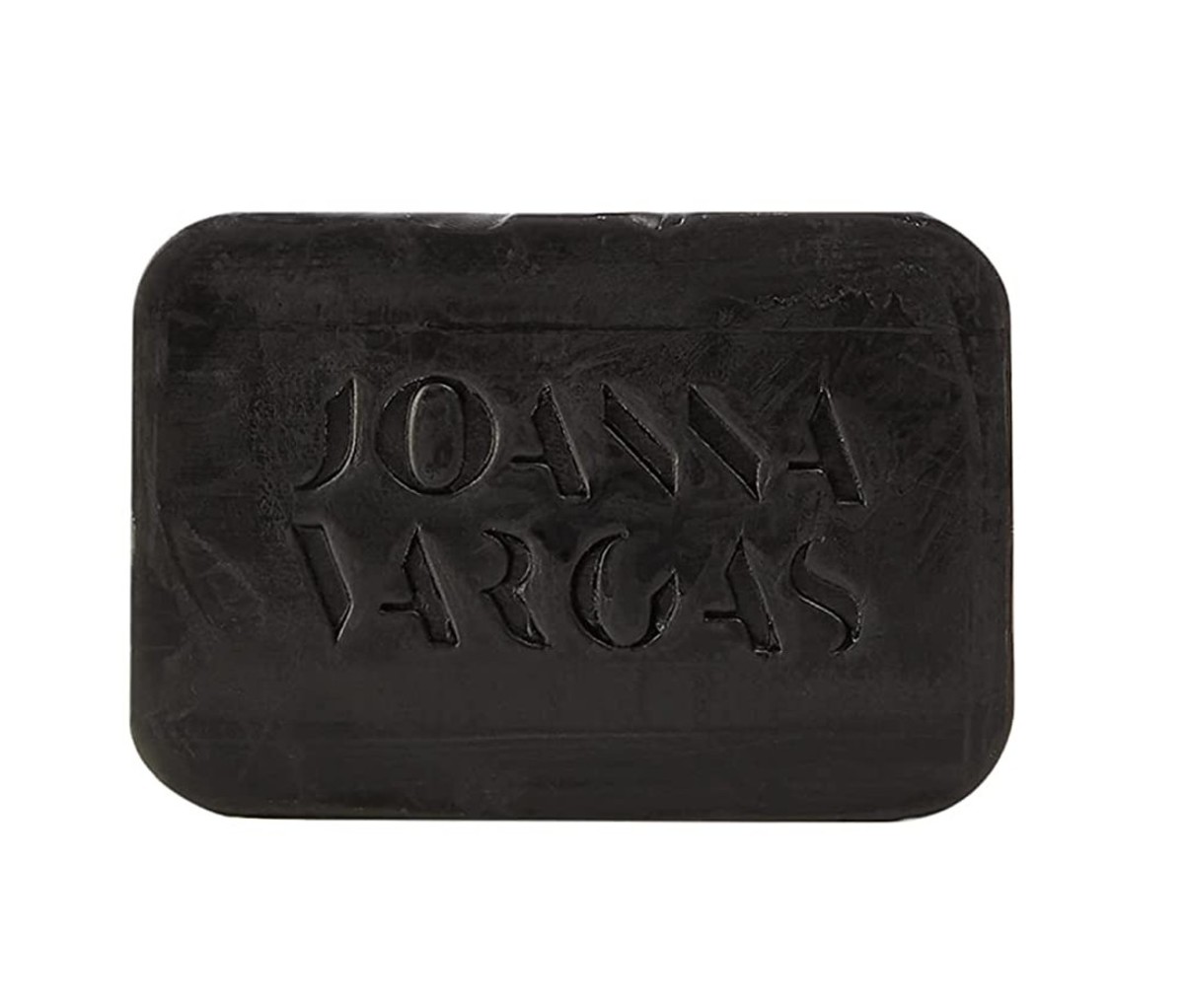 Joanna Vargas Miracle Bar