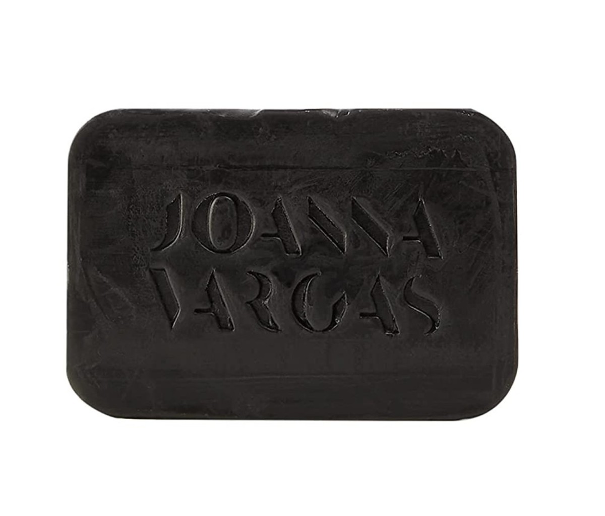 Joanna Vargas Miracle Bar