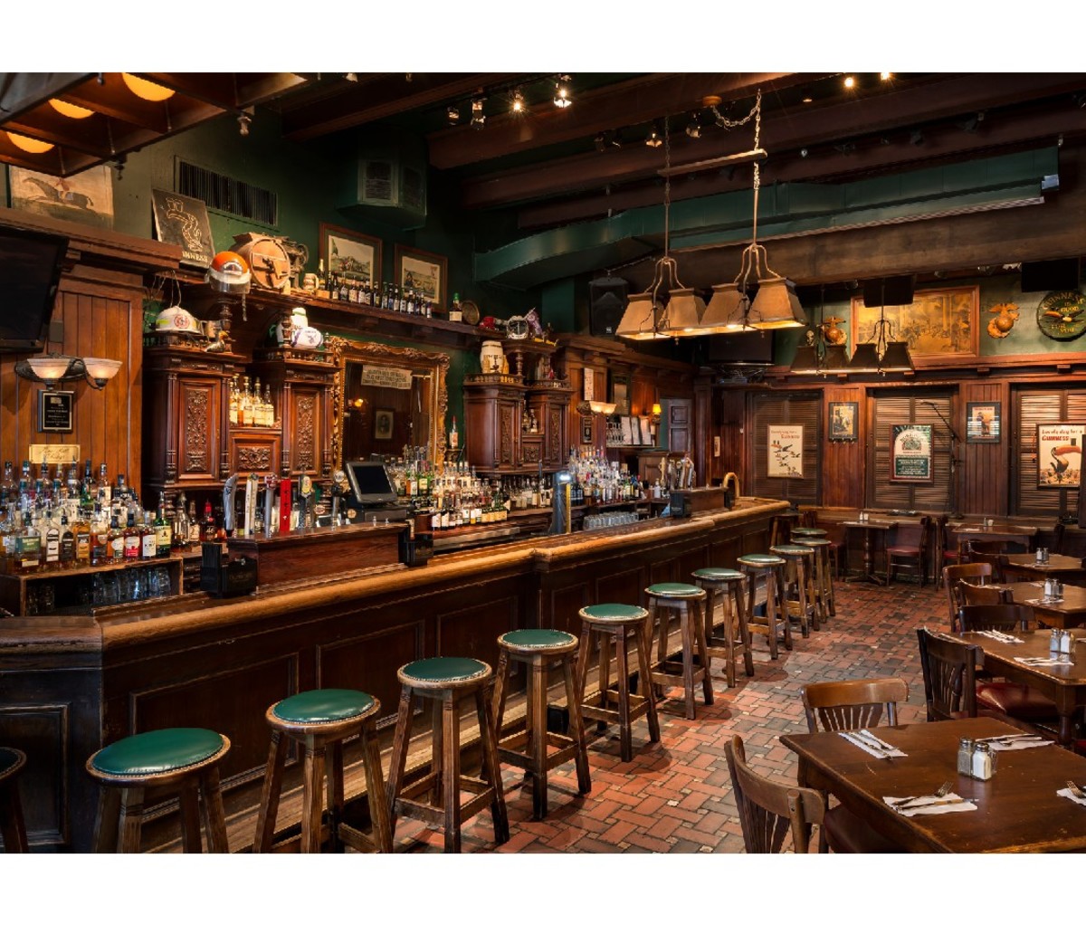 View of the (empty) bar at The Dubliner in Washington, D.C.