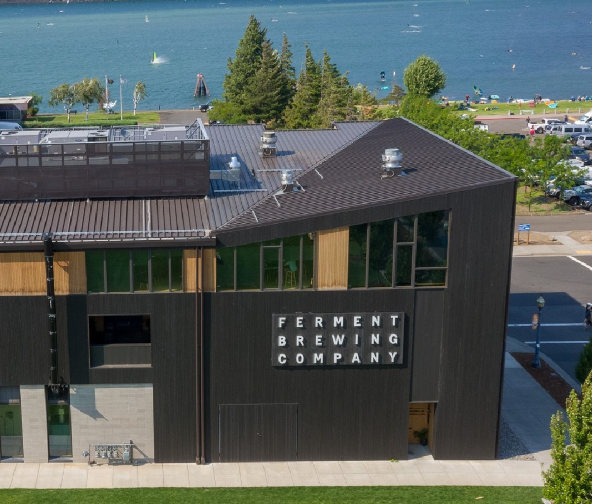 Exterior view of Ferment Brewing Company on the water in Hood River, OR