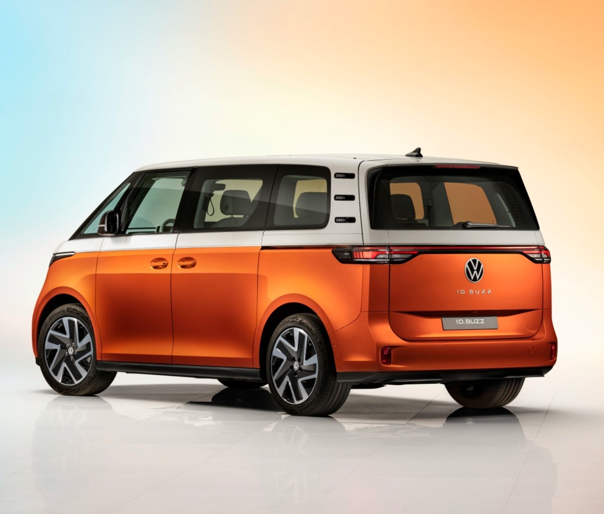 Volkswagen Reveals ID.Buzz: Retro-Style Electric Van  LaptrinhX / News