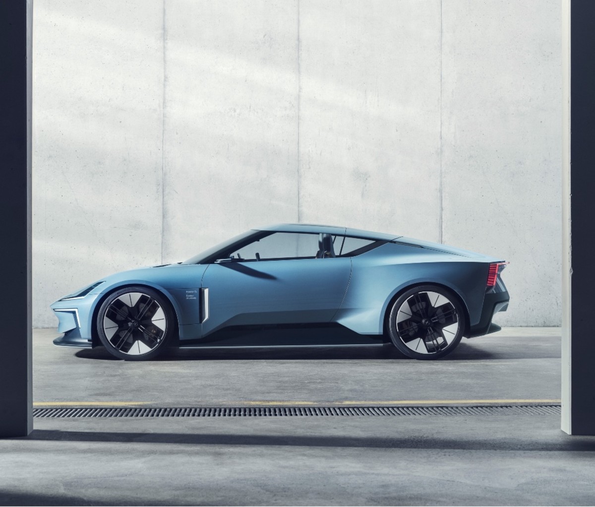 Polestar has revealed a new concept car that redefines sports roadsters for the electric age, the Polestar O2, a hard-top convertible.