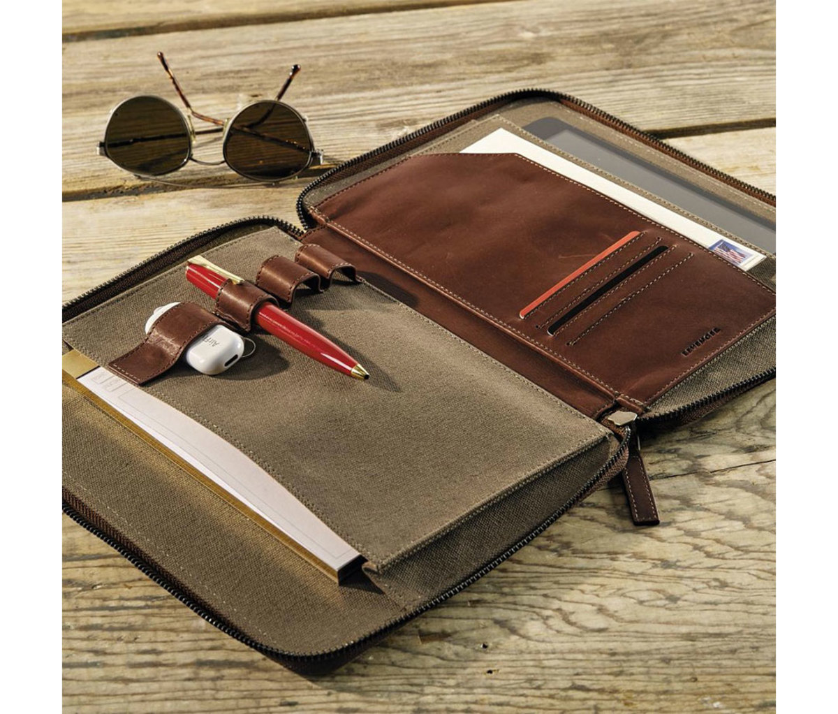 Levenger Tech Case