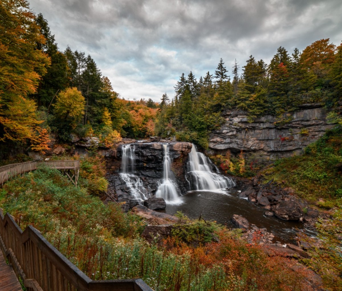 Waterfall with fall foliage