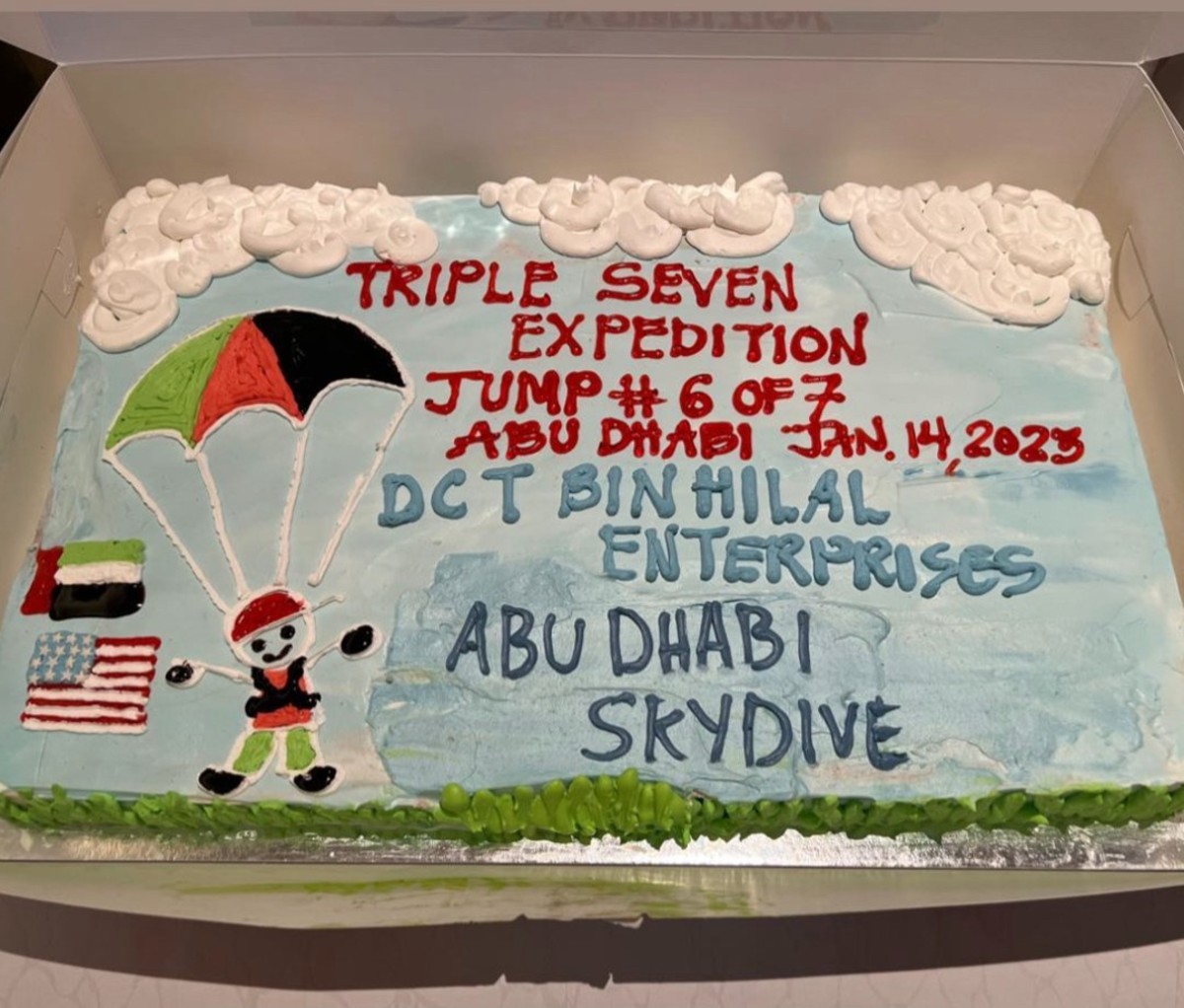 Cake to celebrate Abu Dhabi skydive