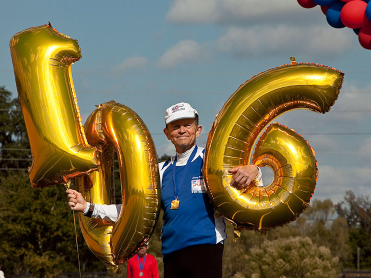 Larry Macon runs 106 marathons in one year